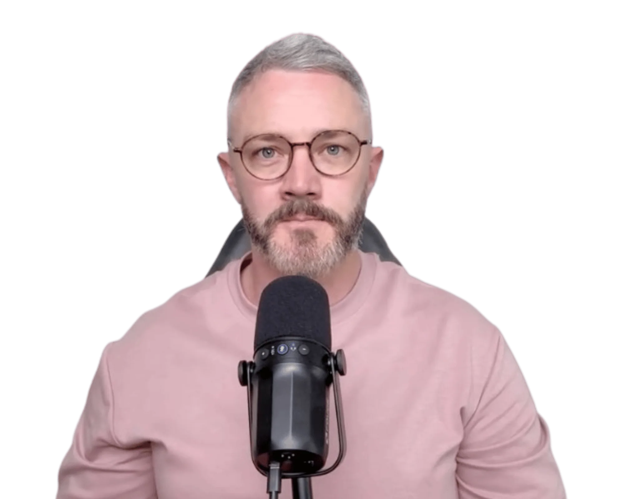Rees Gifford | Algorithmic Trading Coach at Traders Coaching Rees Gifford speaking into a microphone about algorithmic trading systems, automated portfolios, and prop firm trading strategies at Traders Coaching.